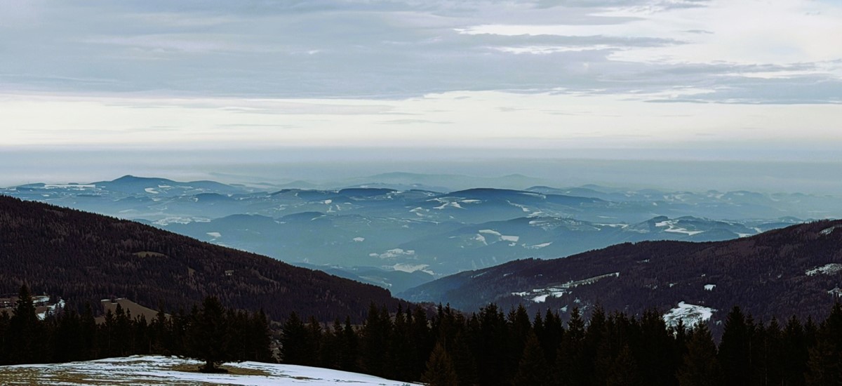 Tip (nielen) na zimn&uacute; turistiku &ndash; vrch Hochwechsel v Rak&uacute;sku