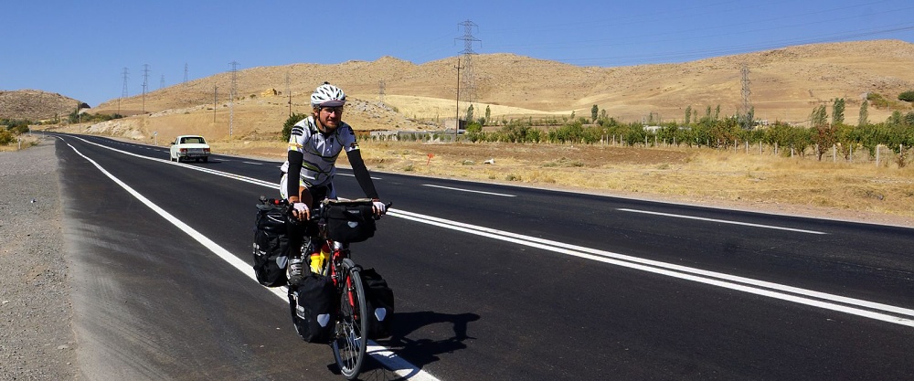 Cesta okolo sveta na bicykli pokračuje. Ir&aacute;n, Turkmenistan, Uzbekistan