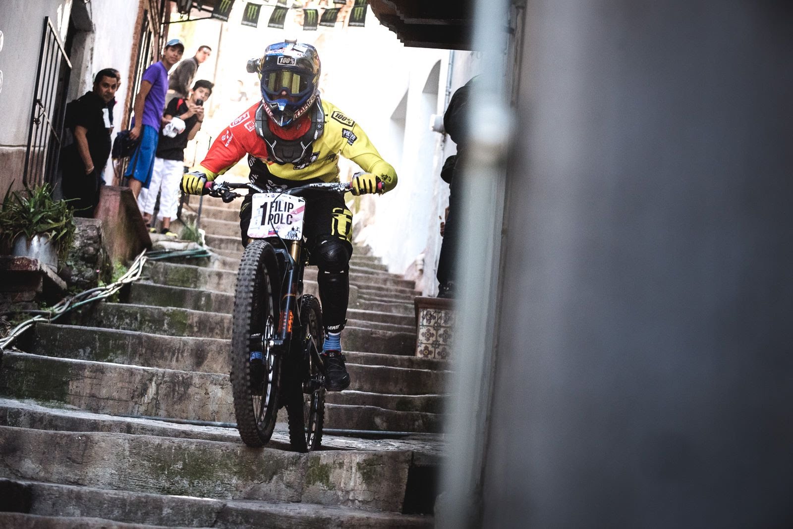 Video: Filip Polc op&auml;ť v&iacute;ťazom Citydownhill World Tour