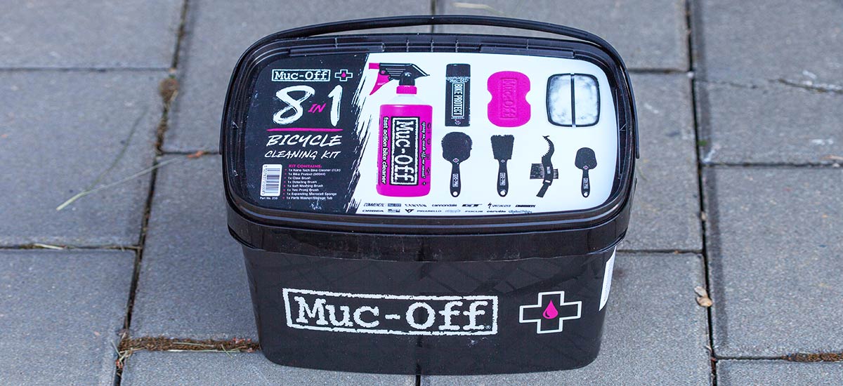 Unboxing: Muc-Off 8 v 1 cleaning kit – aby umývanie bavilo