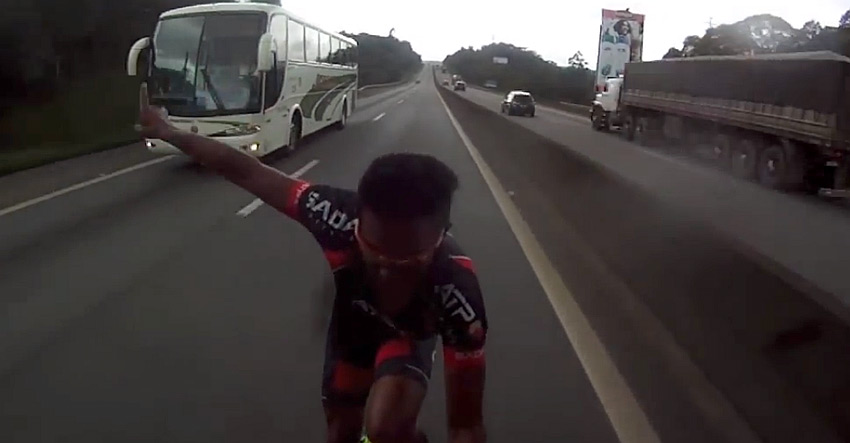 Už Vás obiehal na diaľnici cyklista?