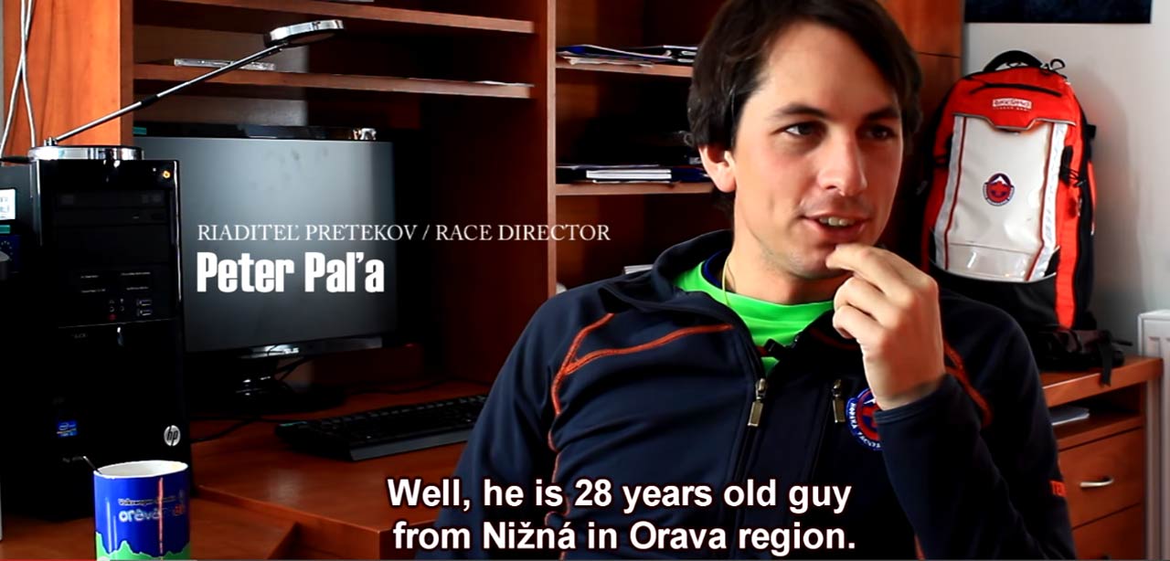 Oravaman: Za oponou