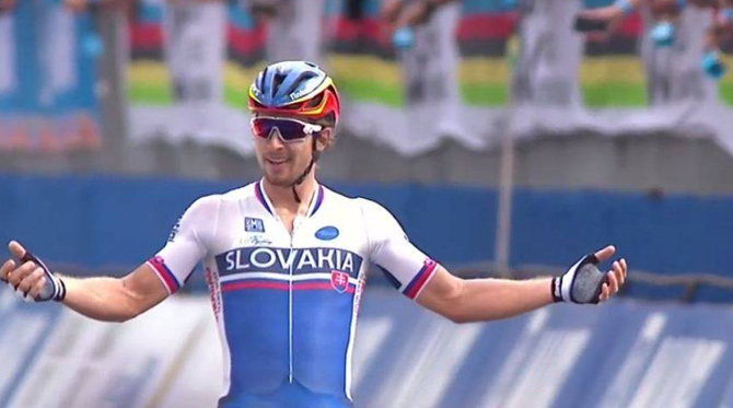 Video: Peter Sagan sa stal majstrom sveta na ceste
