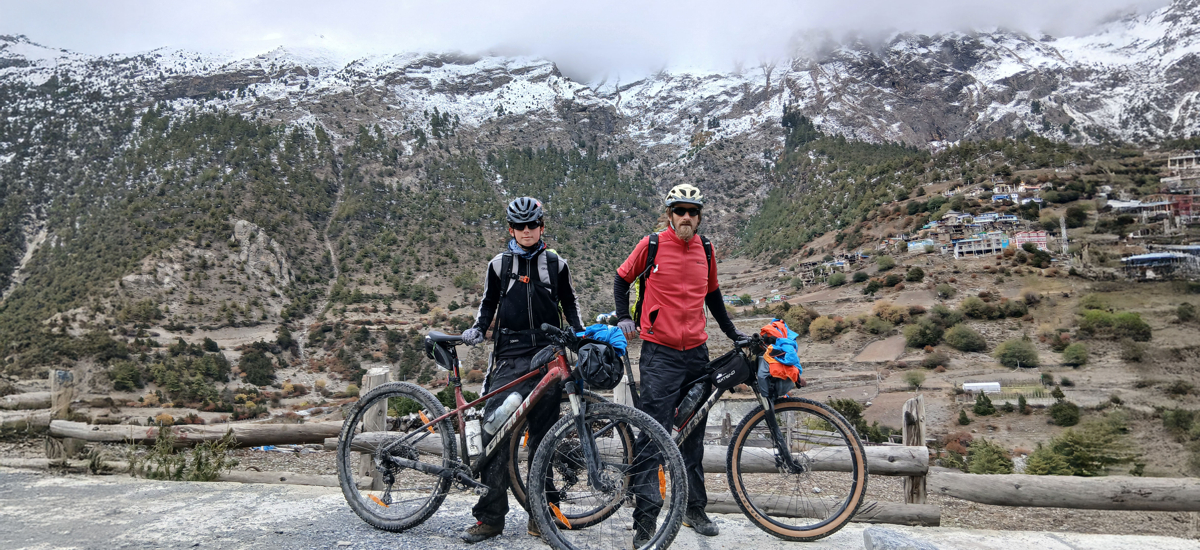 Bikovanie pod Annapurnou – keď rozhoduje počasie, nie ego