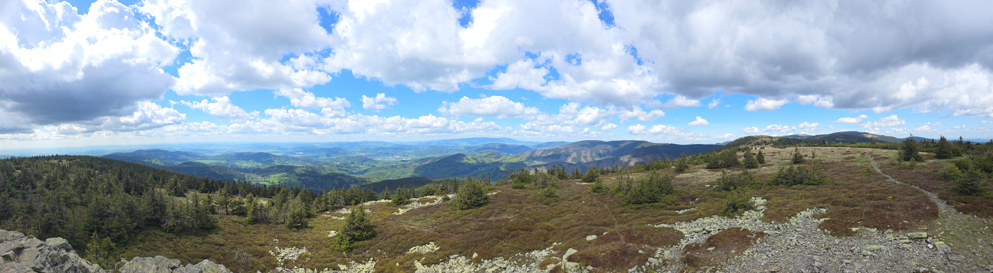 Rodinné dobrodružstvo za hranicami - hrebeňovka Jeseníkov (1. časť)