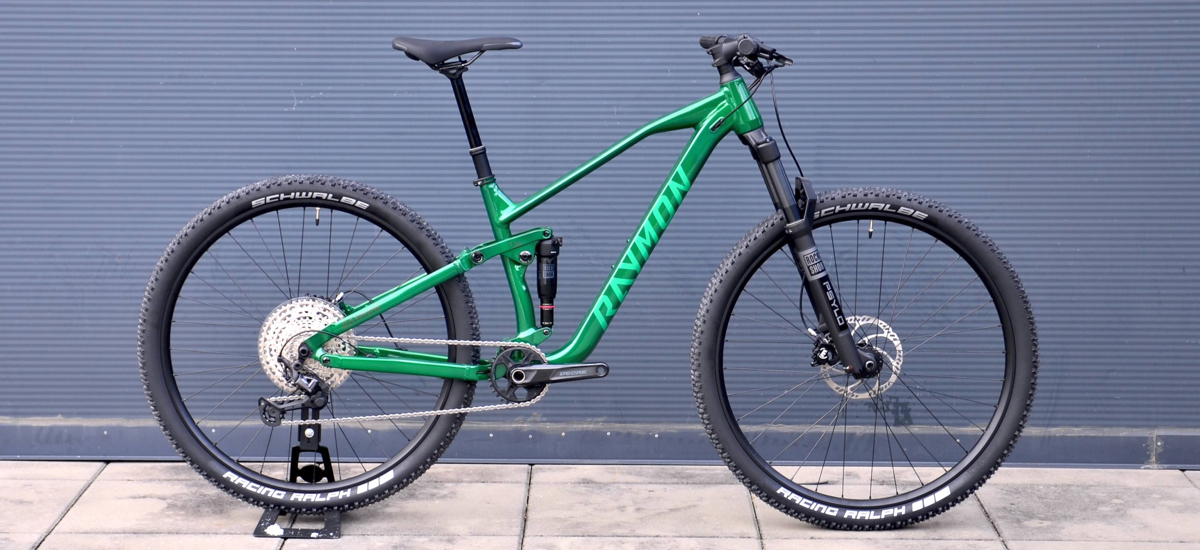 Unboxing: Raymon Yara &ndash; dostupn&eacute; pohodln&eacute; &bdquo;celop&eacute;ro&ldquo;