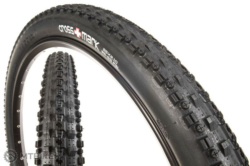 maxxis cross country 26