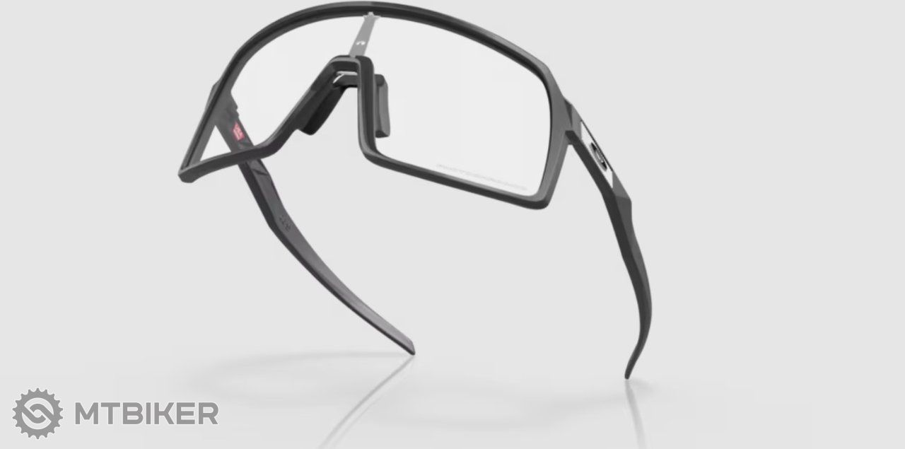 Oakley Sutro glasses, matte carbon/Clear to Black Iridium Photochromic -  