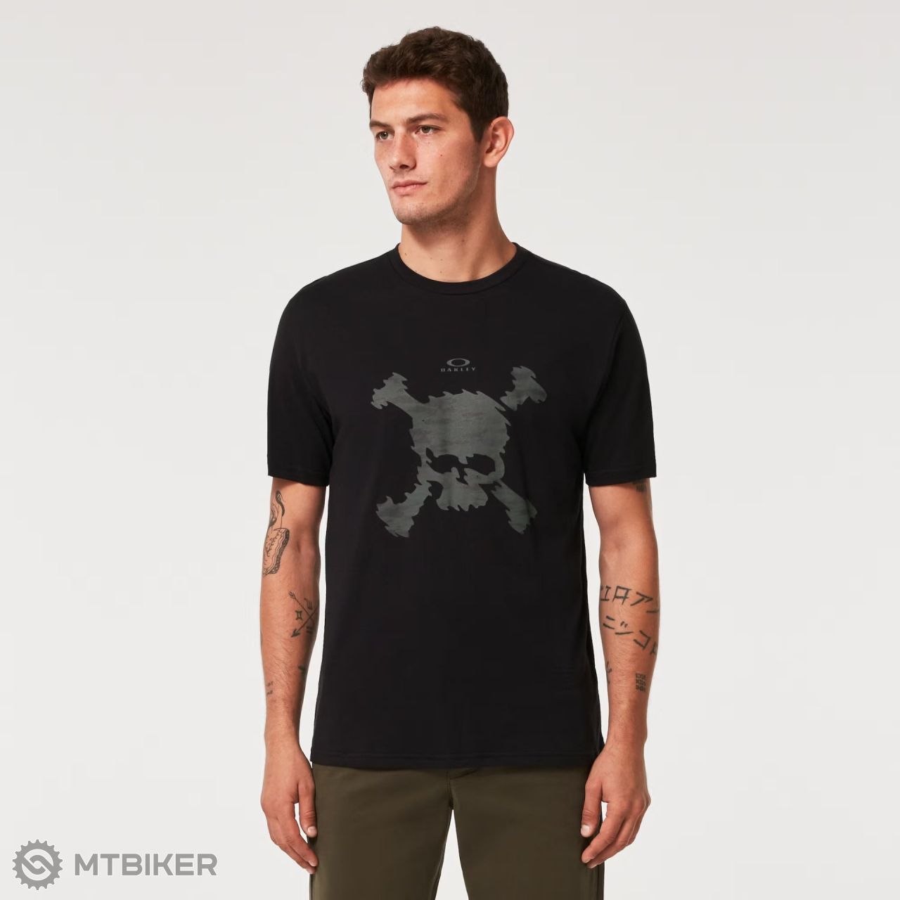 Camiseta Oakley Digi Skull Masculina