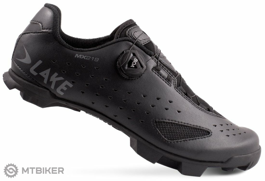Lake MX219 Carbon Wide tornacipő, fekete/szürke