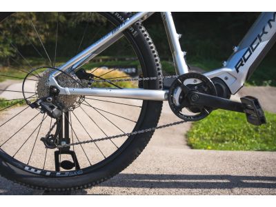 Rock Machine Torrent INT e30-29 rower elektryczny, srebrny/czarny