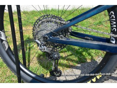 Orbea OIZ M TEAM 29 bike, blue carbon (used by editorial)