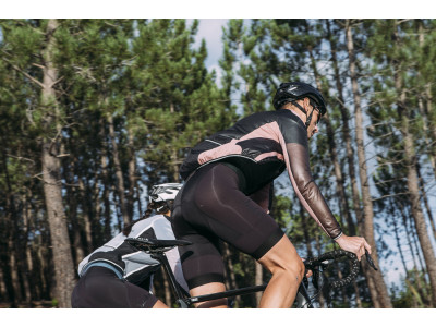 Isadore Cycling Bib Shorts pánske nohavice, čierne