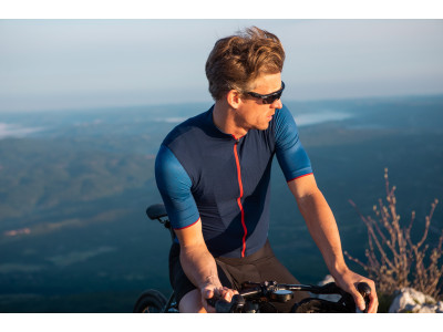 Koszulka rowerowa wspinaczkowa Isadore Signature Climber w kolorze niebieskim albula