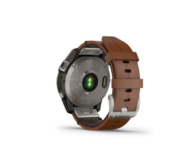 Garmin fenix 7 Szafirowy Solar, tytanowy, skórzany pasek w kolorze kasztanowym