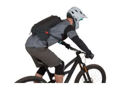 Thule Rail Bike Hydration hátizsák, 8 l, Obsidian