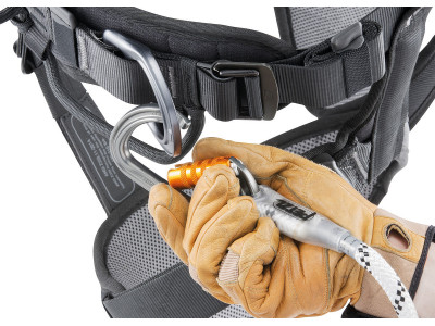 Uprząż robocza Petzl ASTRO BOD FAST, wersja INT, czarna