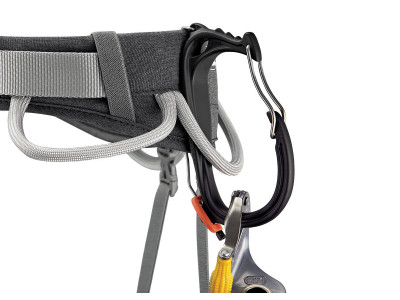 Petzl CORAX 1 climbing harness, gray