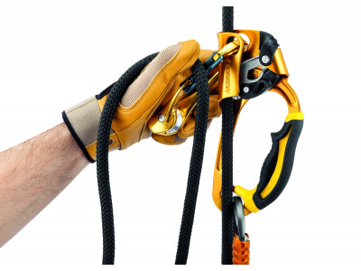 Petzl ROLLCLIP A TRIACT LOCK pulley with carabiner with automatic safety