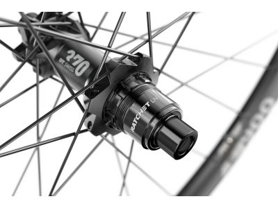 DT Swiss E 1900 Spline Boost 700c vypletená kola