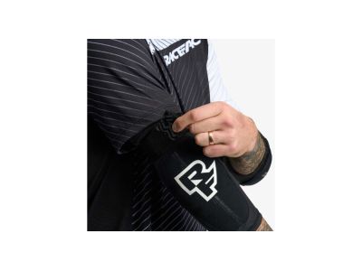 Race Face Indy elbow pads, stealth