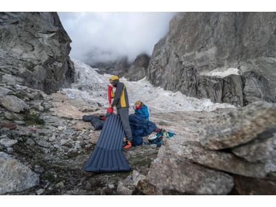 Mountain Equipment Aerostat Synthetic 7.0 Mat - Hosszú szőnyeg, ombre kék