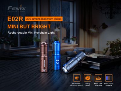 Fenix E02R wiederaufladbare Taschenlampe, schwarz