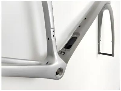 Cannondale Synapse frame, gray