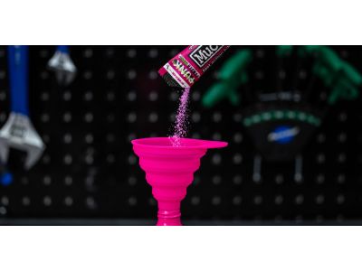 Muc-Off Collapsible Silicone Funnel silikonová nálevka