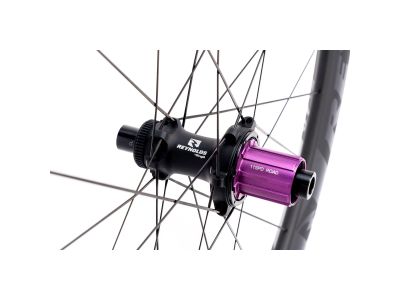 Reynolds Blacklabel 46 Expert DB carbon wheelset, disc brakes, solid axle