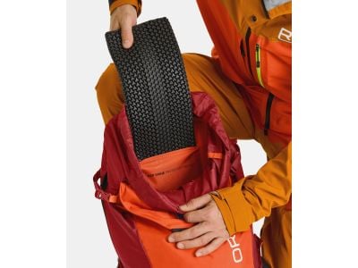 ORTOVOX Ravine 28 batoh, 28 l, black raven
