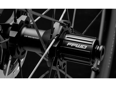 FFWD RAW CS 33 Laufradsatz, FFWD-Naben, Carbon, Scheibenbremsen, Vollachse, glänzend schwarz