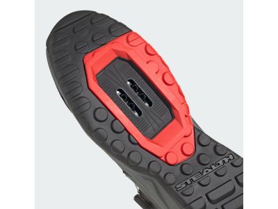 Pantofi adidas TRAILCROSS PRO CLIP-IN, Gri Five/Core Black/Roșu