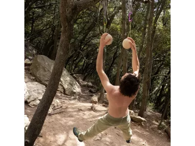 YY Vertical climbing balls