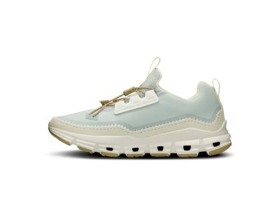 On Cloudaway shoes, glacier/seedling