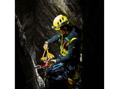 Latarka czołowa Petzl XENA, czarno-żółta