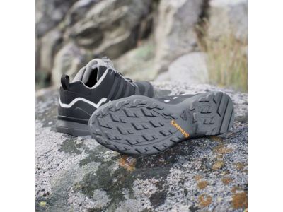 Adidas TERREX SWIFT R2 GORE-TEX női cipő, Core Black/Dgh Solid Grey/Lila árnyalat