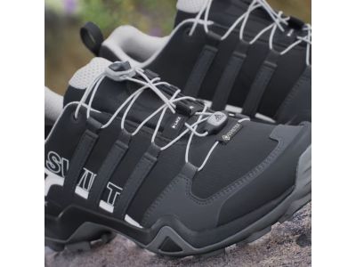 Adidas TERREX SWIFT R2 GORE-TEX női cipő, Core Black/Dgh Solid Grey/Lila árnyalat