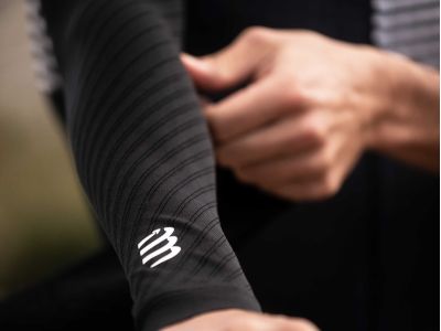 Mâneci COMPRESSPORT ArmForce, Ultralight Black