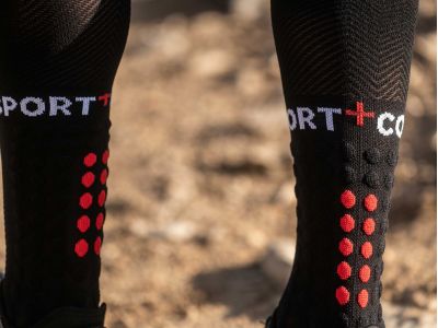 Șosete COMPRESSPORT Full Run pentru genunchi, negri