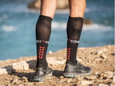 Șosete COMPRESSPORT Full Run pentru genunchi, negri