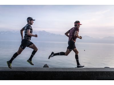 Șosete COMPRESSPORT Full Run pentru genunchi, negri