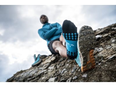 COMPRESSPORT Pro Racing Winter Trail socks, Mosaic Blue/Black