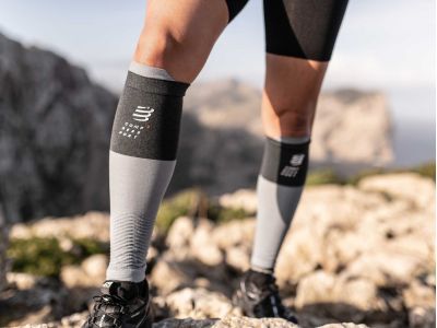 COMPRESSPORT R2v2 Wadenmanschetten, schwarz