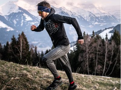 COMPRESSPORT Pantaloni fără cusături, negri