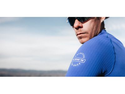 Tricou COMPRESSPORT Trail Postural, negru/rosu