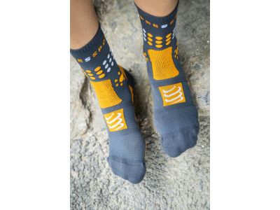 COMPRESSPORT Trekking zokni, fekete/piros/fehér