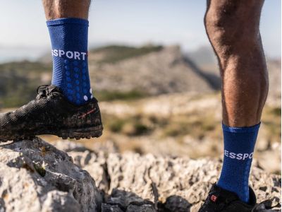 COMPRESSPORT Ultra Trail ponožky, černá