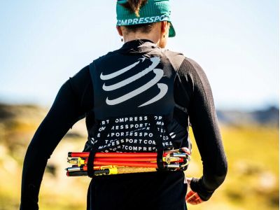 Kamizelka COMPRESSPORT UltRun Pack Evo, 10 l, nadruk cukier/lód