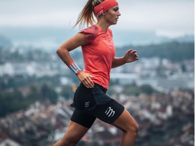 COMPRESSPORT Under Control Poczwórne ocieplacze na nogi, czarne